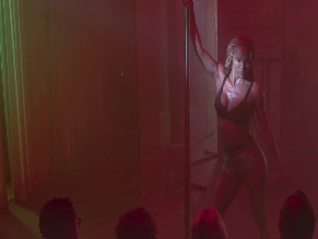Kiara Felippe in Scars Of Beauty