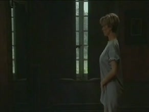 Michele Laroque in Aux Petits Bonheurs