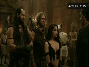 Krystal Vee in The Scorpion King 3: Battle For Redemption