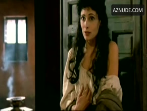 Laura Del Sol in El Rey Pasmado