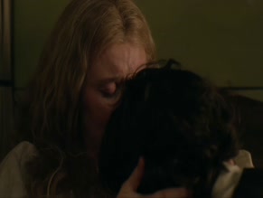 Lauren Lyle in Outlander