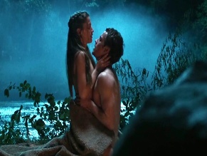 Lauren Mcqueen in Robin Hood