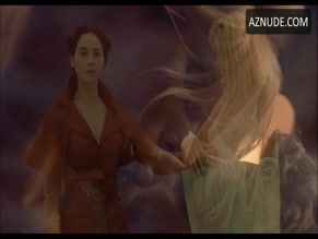 Layla Roberts in Beowulf