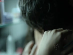 Isis Valverde in Avenida Brasil