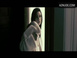 Leah Cairns in 88 Minutes
