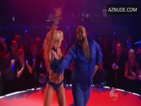 Lindsay Arnold in Dancing With The Stars