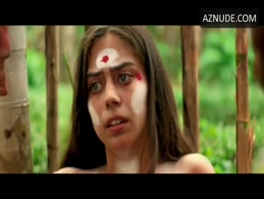 Lorenza Izzo in The Green Inferno