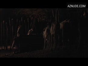Maeve Jinkings in Neon Bull