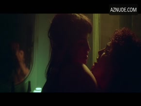 Malena Sanchez in El Potro