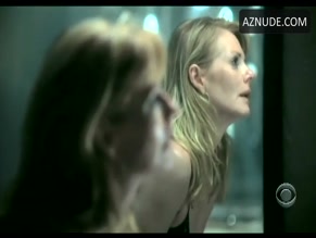 Marg Helgenberger in Csi: Crime Scene Investigation