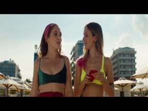Maria Luisa De Crescenzo in Under The Riccione Sun