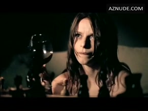 Maria Luisa Mendonca in Mandrake