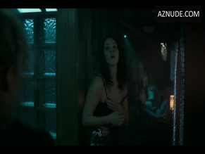 Mariana Novak in Ozark