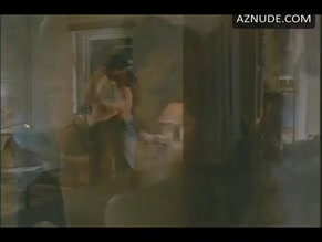 Melina Kanakaredes in Nypd Blue