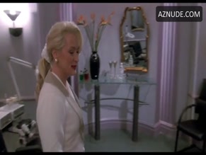 Michelle Johnson in Death Becomes Her
