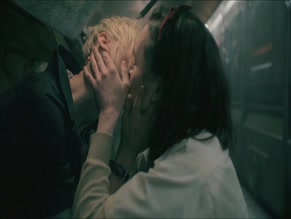 Mickey Sumner in Snowpiercer