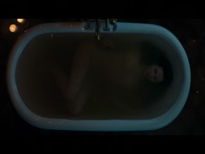 Mireia Rey in Paradise