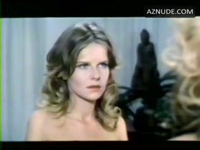 Monica Zanchi in Incontri Molto Ravvicinati Del Quarto Tipo
