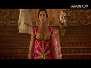 Naomi Scott in Aladdin