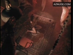 Neith Hunter in Silent Night, Deadly Night 4
