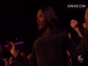 Nicki Minaj in The American Music Awards