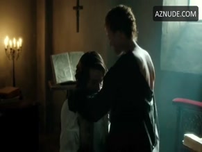 Nora Lili Horich in Casanova