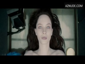 Olwen Catherine Kelly in The Autopsy Of Jane Doe