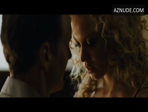 Penelope Mitchell in Zipper