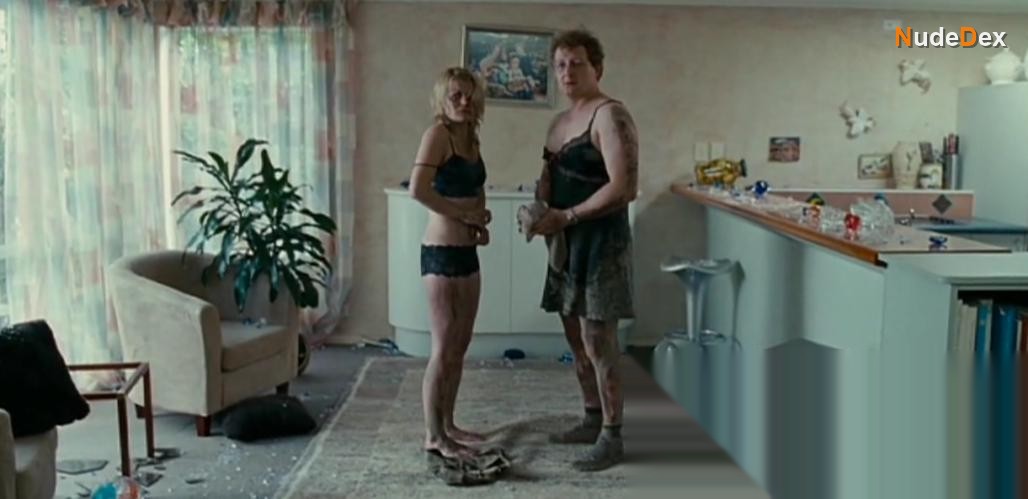 Abigail Greenwood in Brave Donkey, photo 3