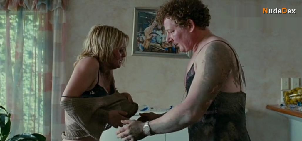 Abigail Greenwood in Brave Donkey, photo 4