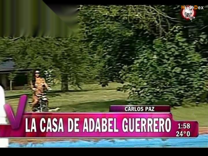 Adabel Guerrero in Los Profesionales De Siempre, photo 2