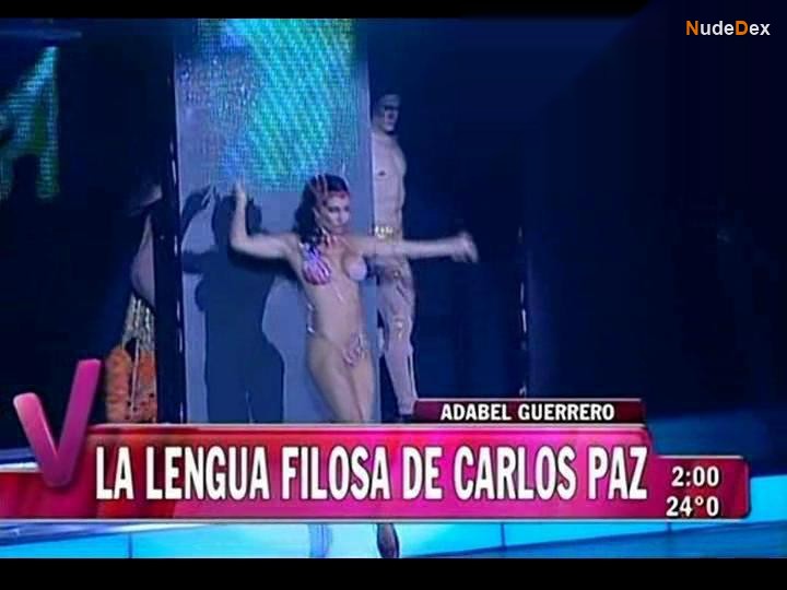 Adabel Guerrero in Los Profesionales De Siempre, photo 3
