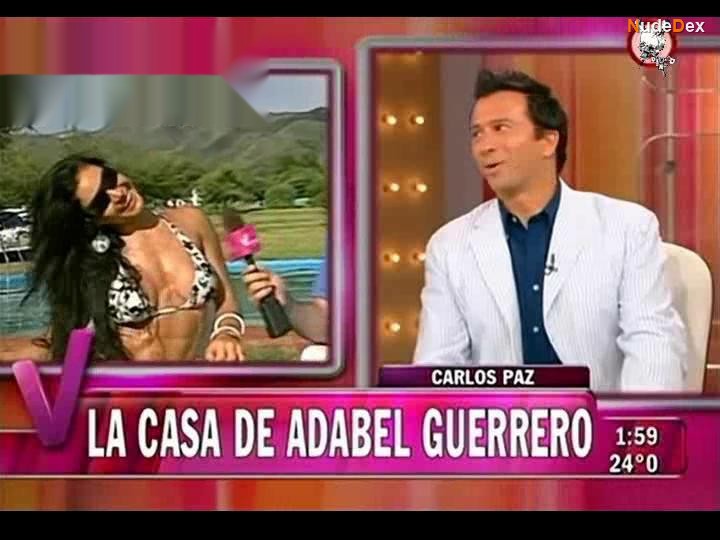 Adabel Guerrero in Los Profesionales De Siempre, photo 5