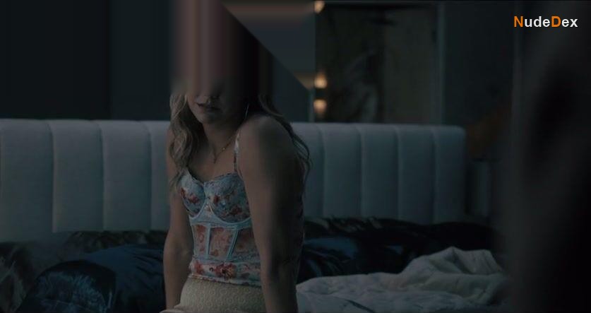 Adelaide Clemens in Justified: City Primeval, photo 9
