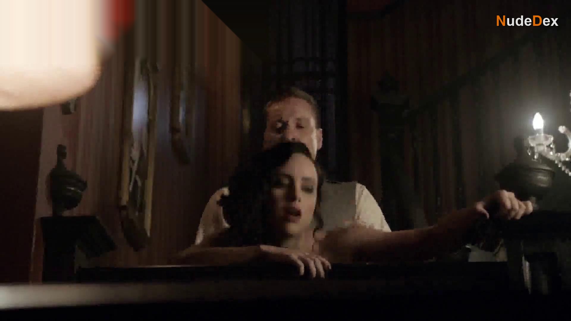 Adele Vuko in Underbelly, photo 8
