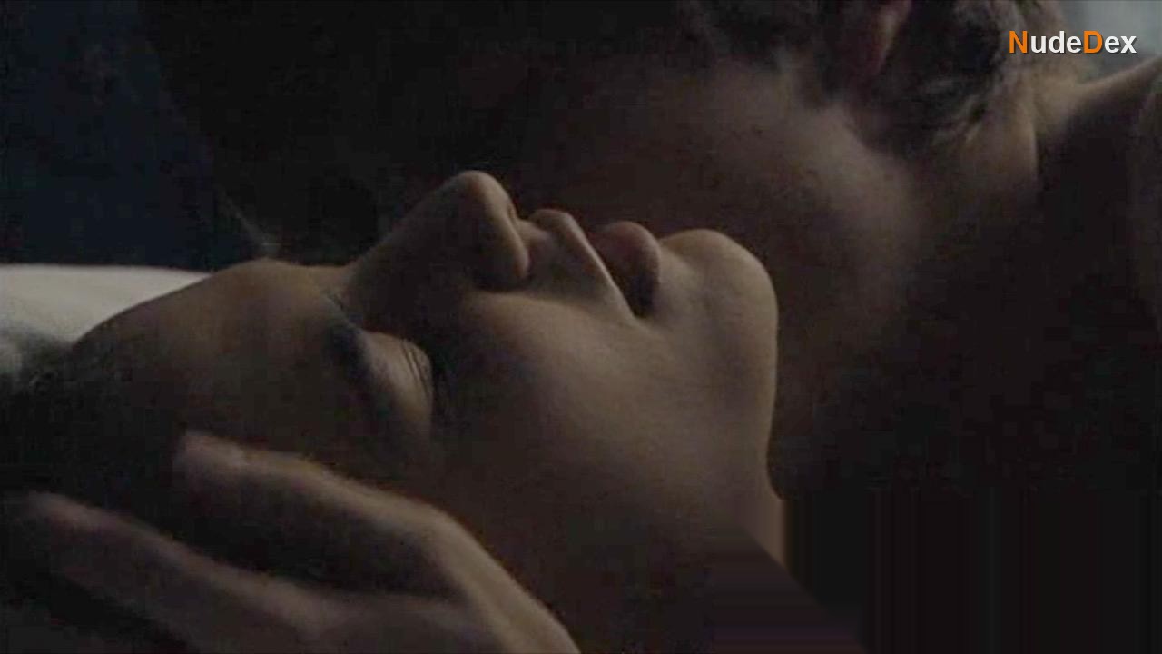 Adriana Alvarez in Gestation, photo 6