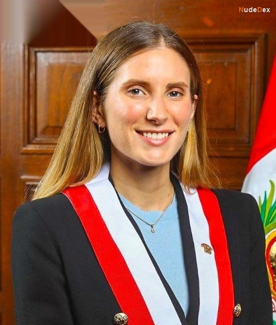 Adriana Tudela Gutierrez in Soho Peru, photo 14