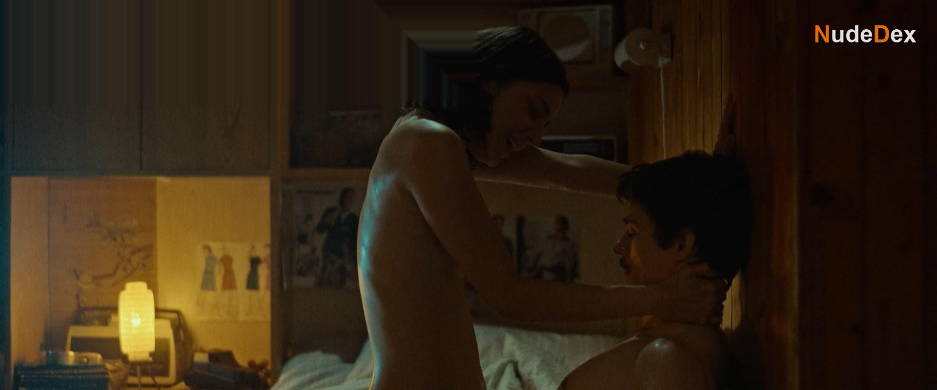 Adrianna Chlebicka in Operation Hyacinth, photo 19