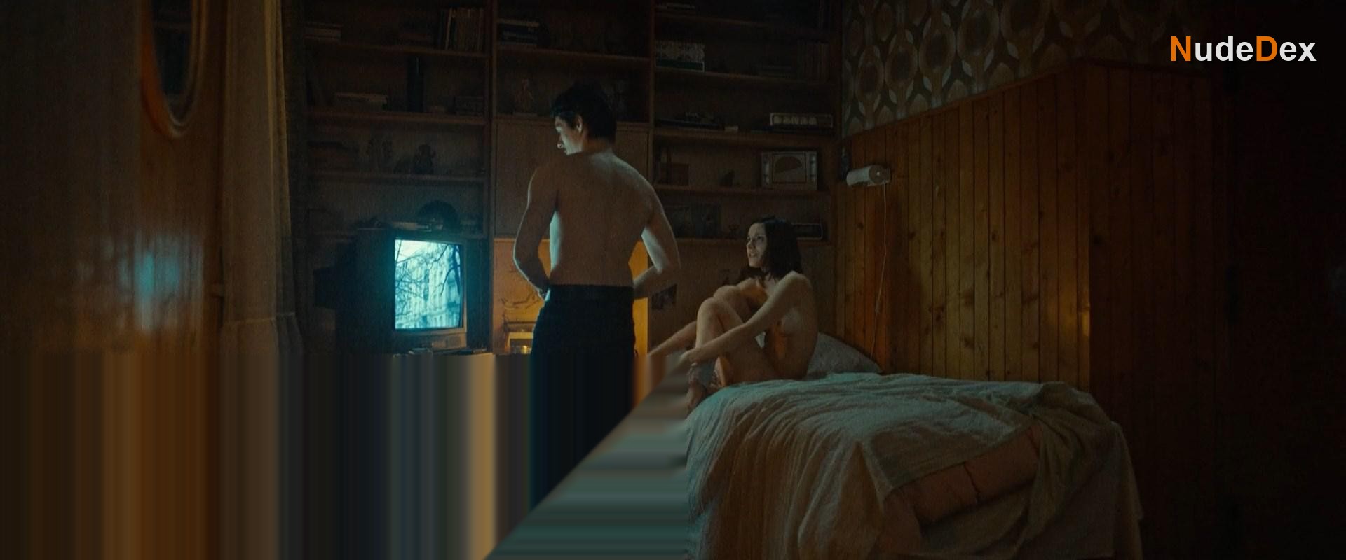 Adrianna Chlebicka in Operation Hyacinth, photo 21