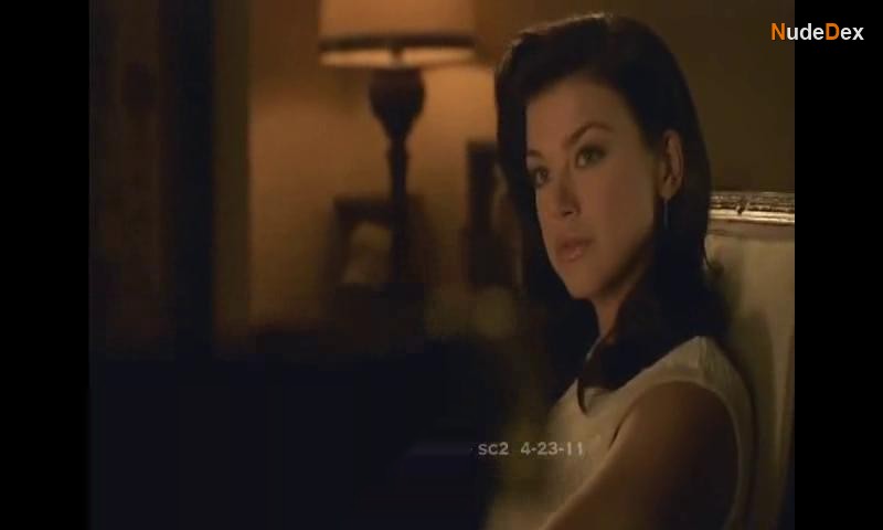 Adrianne Palicki in Wonder Woman Pilot, photo 3