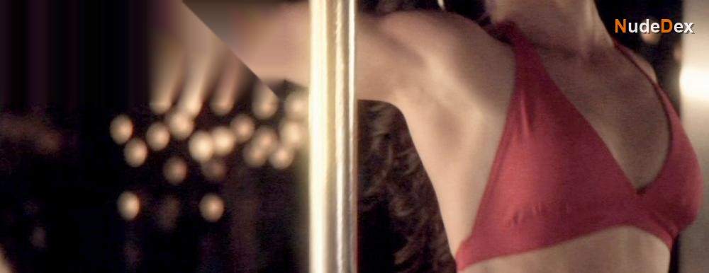 Adrienne Lavalley in Alien Opponent, photo 4