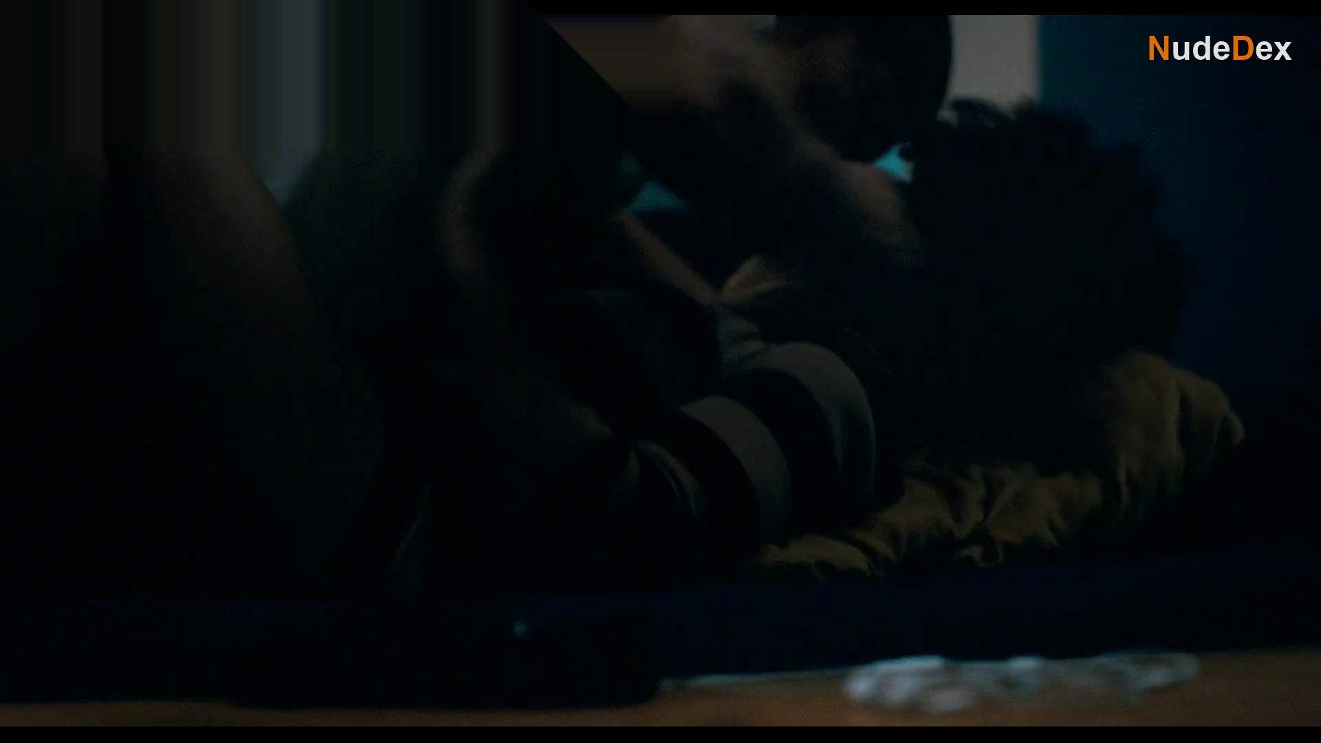 Aerial Washington in The Dead Thing, photo 7