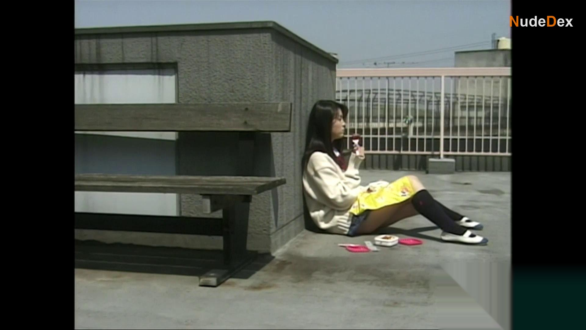 Ai Komori in P E Class Sweat From The Bloomers, photo 2