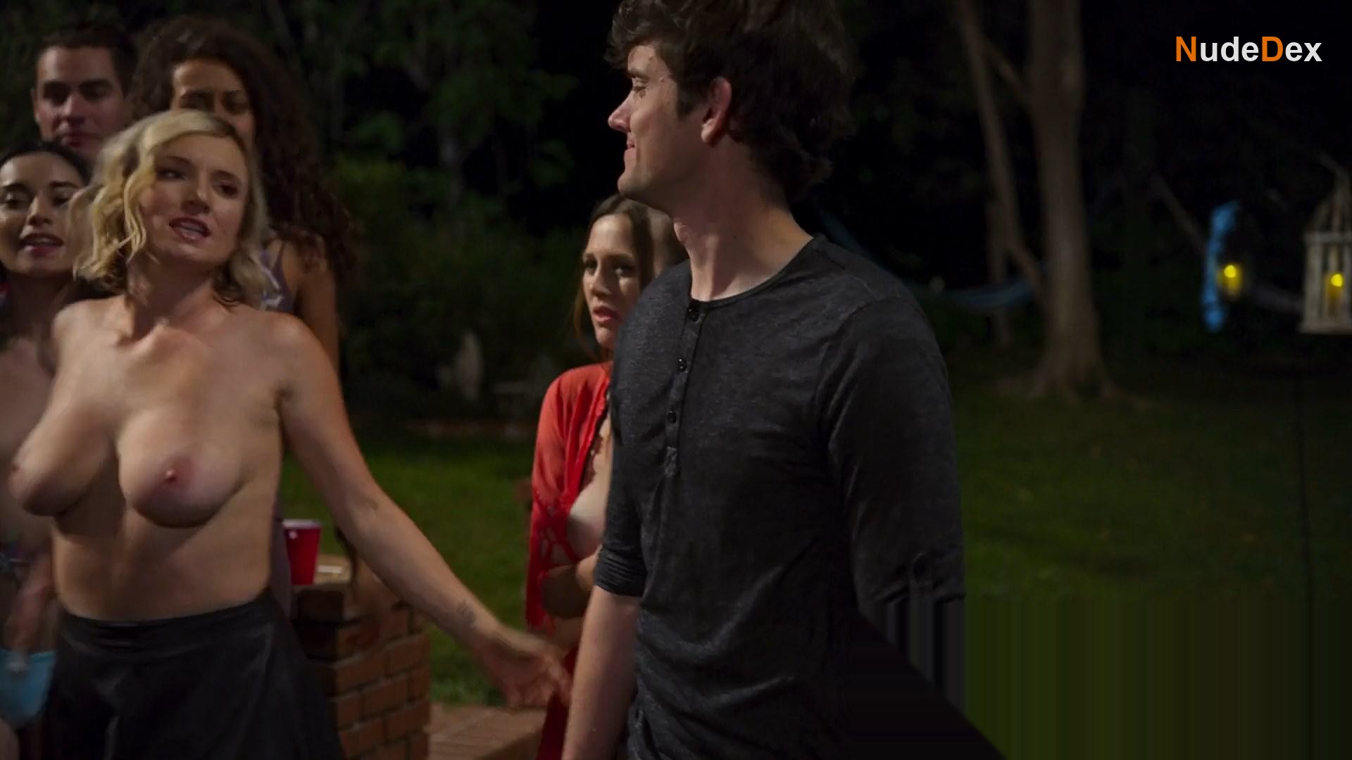Aimee Teegarden in Guest House, photo 4