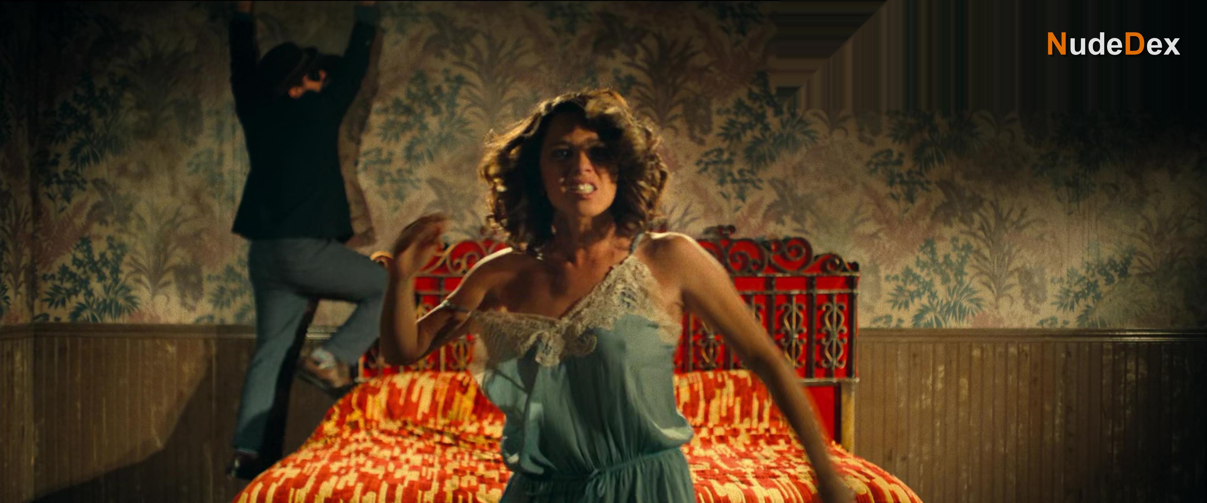 Alanna Ubach in Californication