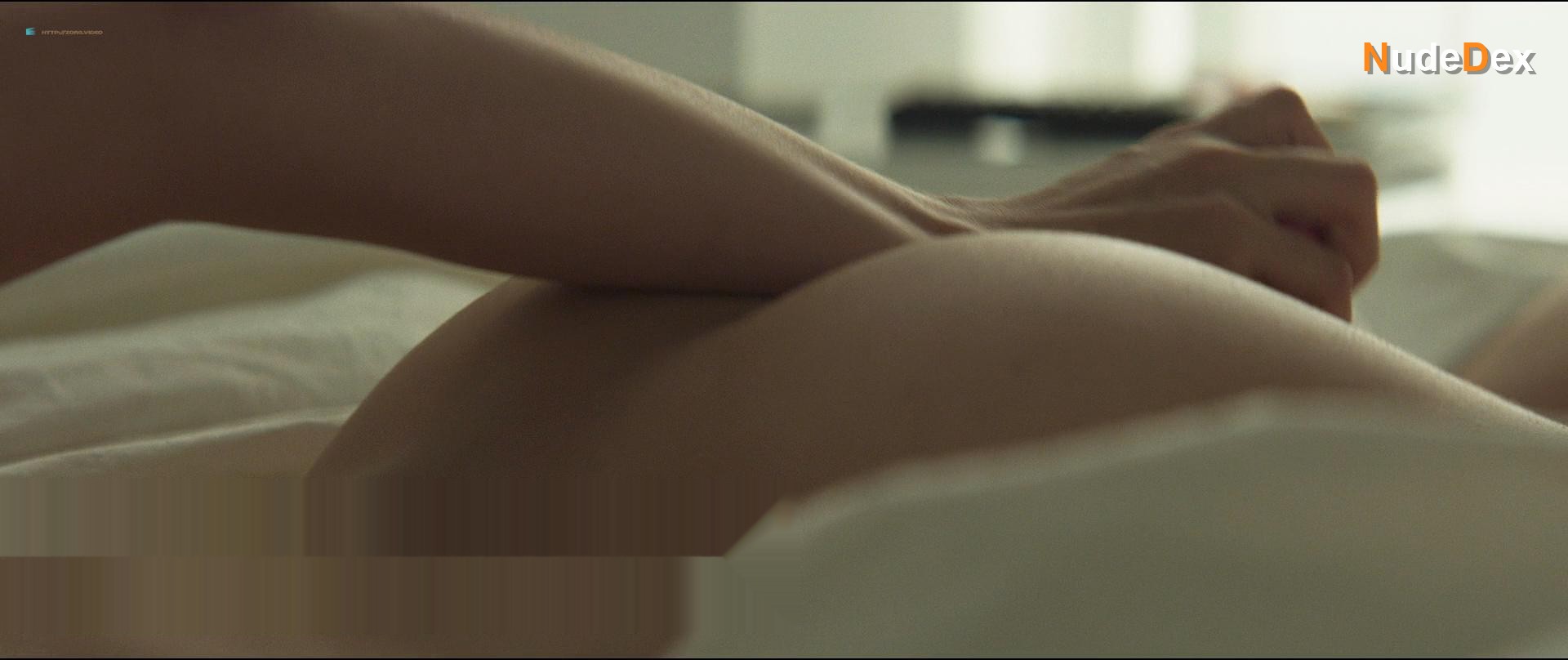 Aleksandra Pisula in Panic Attack, photo 10