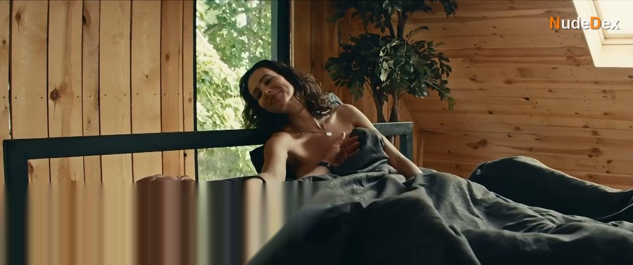 Aleksandra Poplawska in Underdog, photo 16