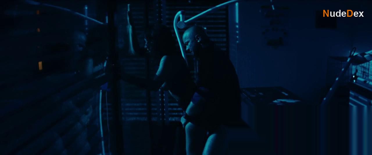 Aleksandra Poplawska in Underdog, photo 4