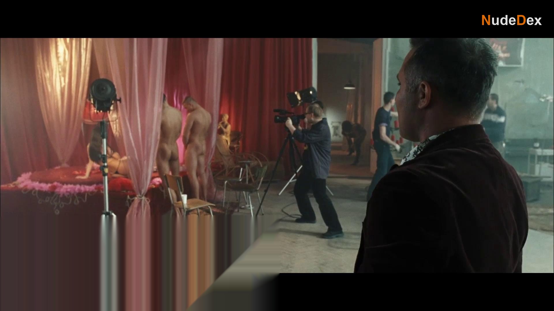 Aleksandra Poplawska in Zero, photo 5