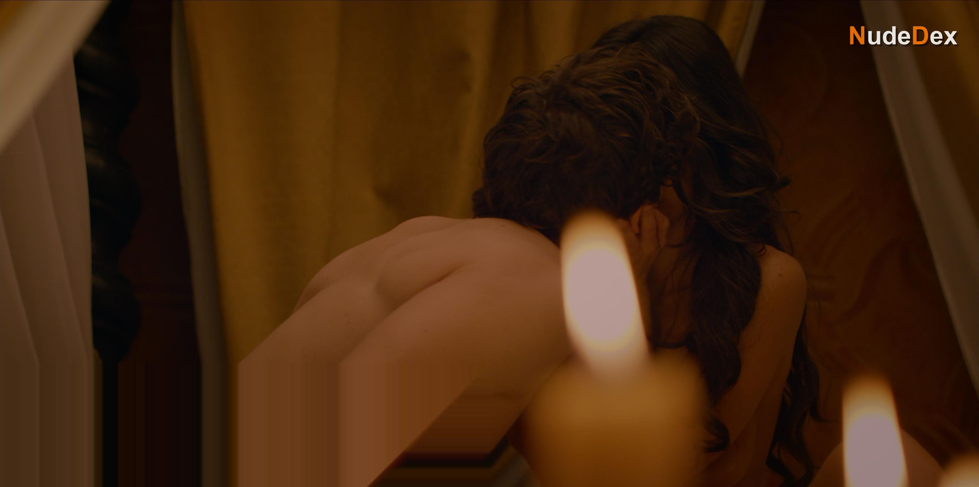 Alessandra Mastronardi in Medici: Masters Of Florence, photo 4